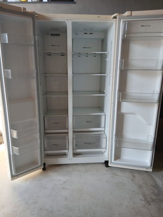 Продам холодильник LG