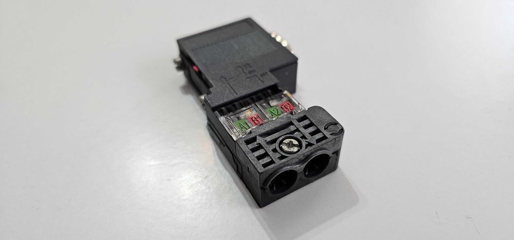 Wtyczka Profibus Siemens Simatic DP 6ES7972-0BA50-0XA0