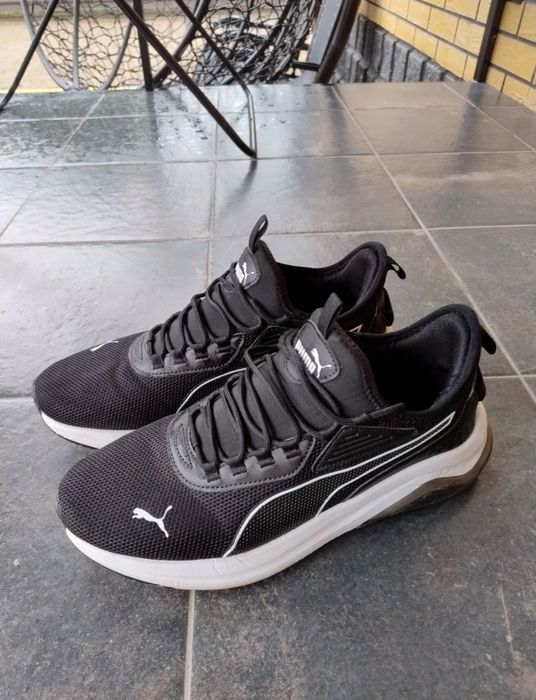 Чоловічі кросівки