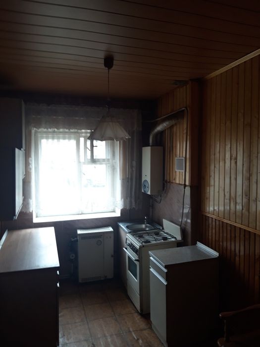 Продається 2-х кімнатна квартира  в самому центрі смт. Рожнятів