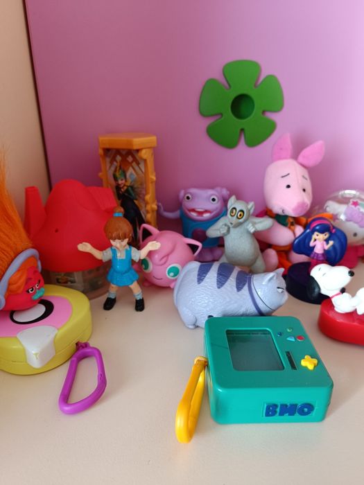 Продам много игрушек (17 шт)