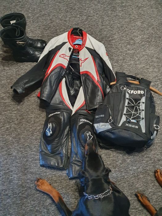 Kombinezon motocyklowy