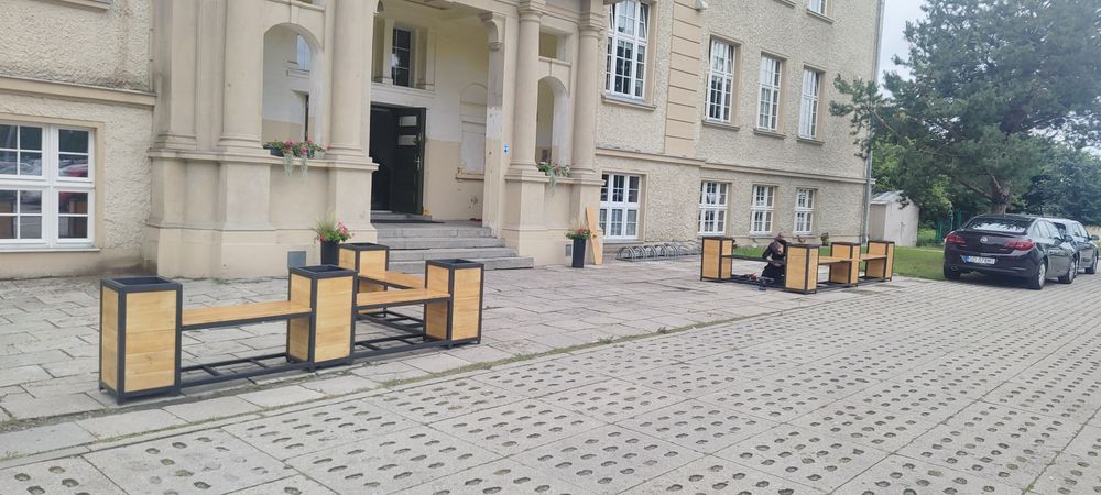 Ławka ogrodowa/parkowa/tarasową , z donicami !