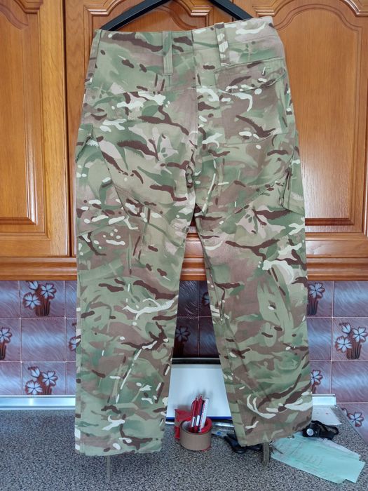 Calças militares camufladas MTP multicam MK1 do Exército Britânico