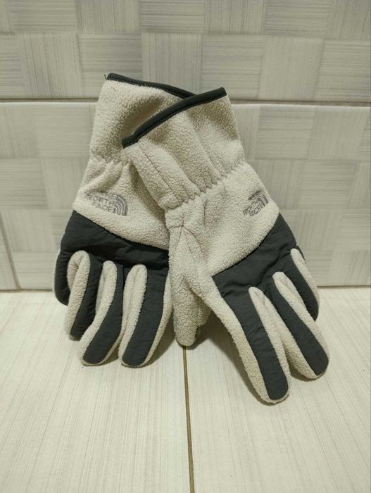 перчатки The North Face