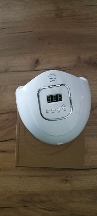 Lampa UV do paznokci