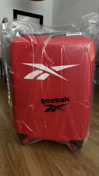 Trolley Reebok 38x55x20 vermelha