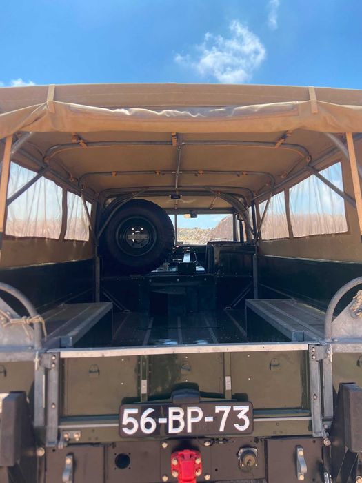Land Rover Forward Control 101