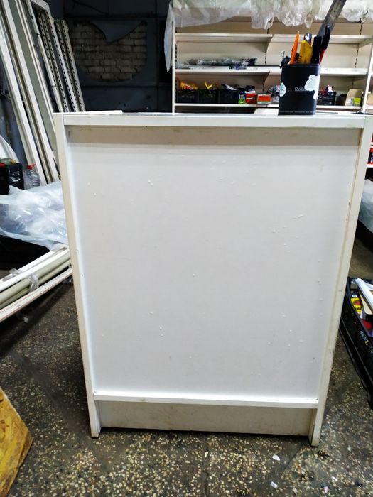 Продам стіл -тумбу з ДСП