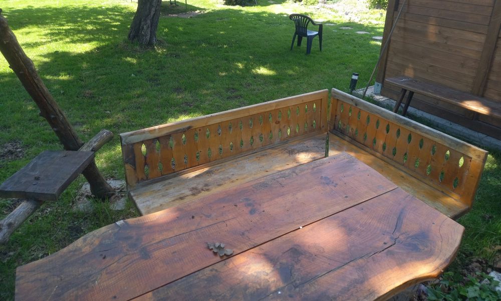 Meble ogrodowe drewniane