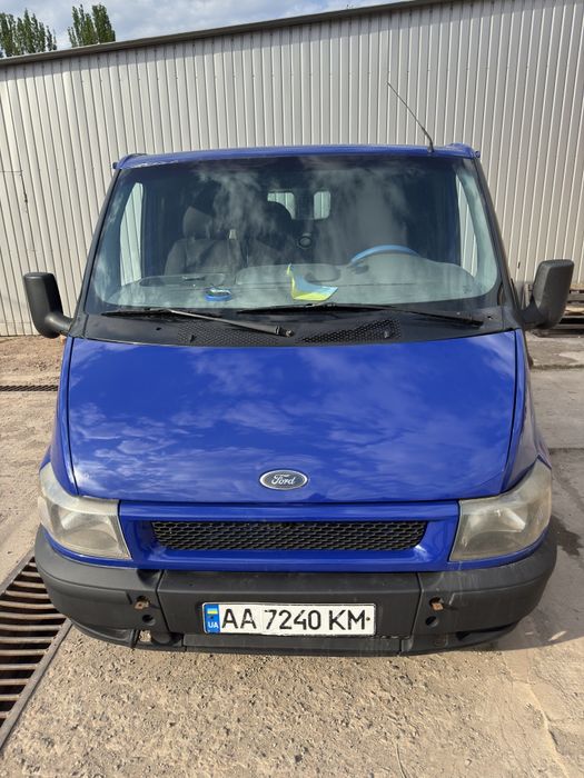 Ford Transit 2001 року 2.0дизель. груз.