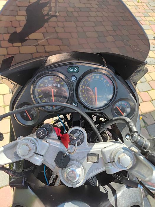 Honda CBR 125r.