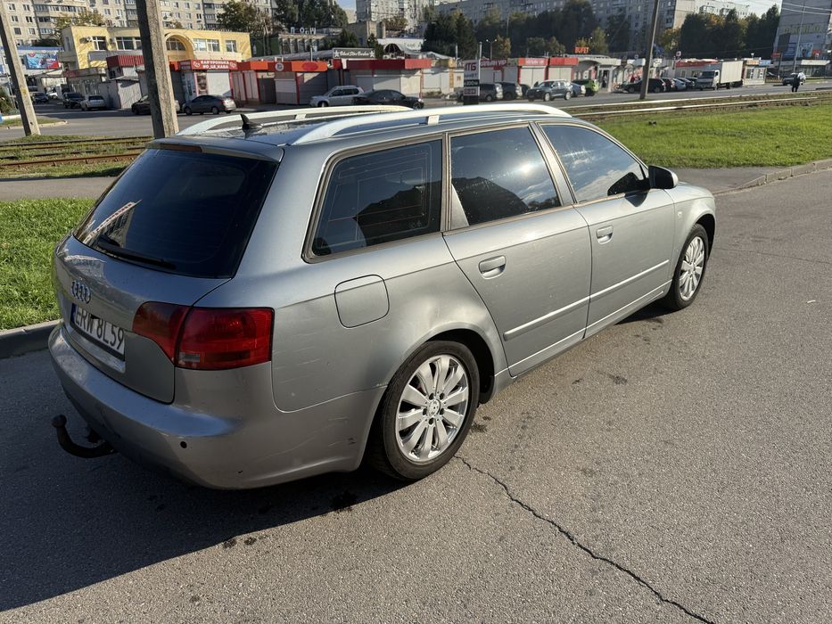 Audi a4b7 avant продам