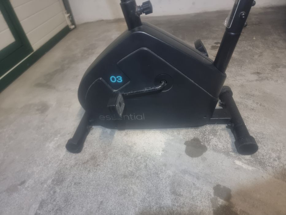 Decathlon Static Bicycle461127779468584961