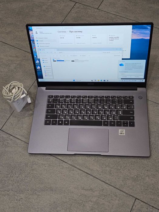 Ноутбук Honor 15"