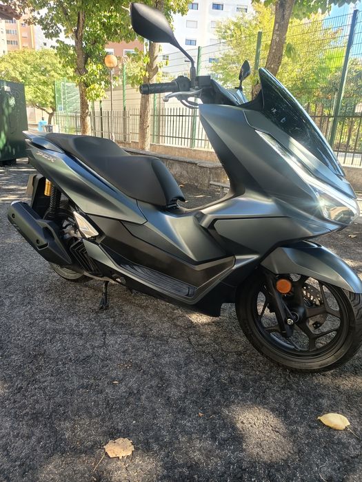 Honda Pcx DX 2025 São Domingos de Benfica • OLX.pt