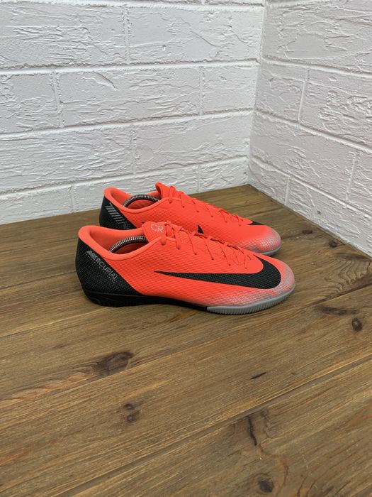 Футбольная обувь Nike mercurial оригинал 44.5р бампы футзалки