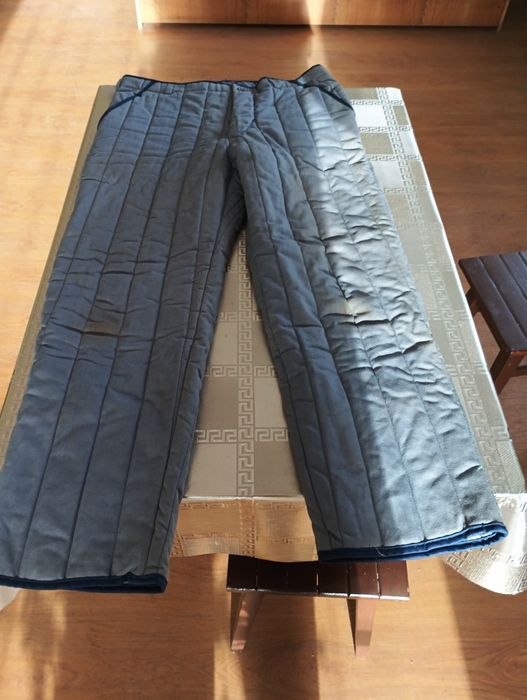 Spodnie robocze watowane