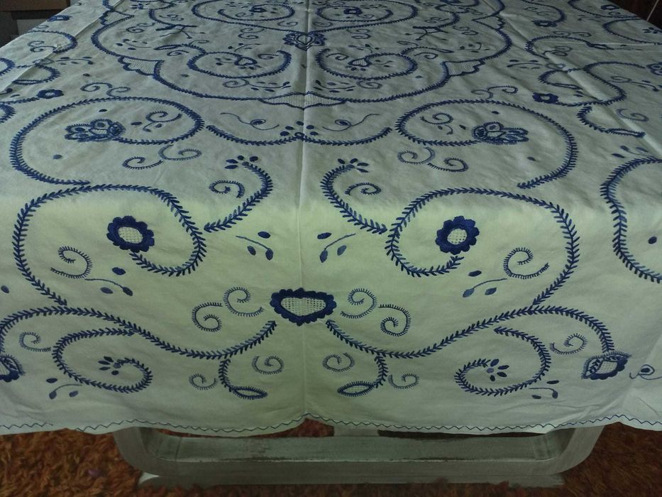 Toalha mesa bordada 3,50x1,70