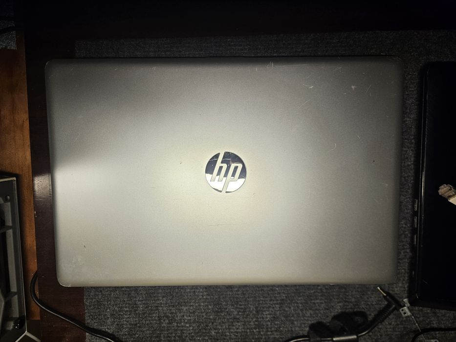 HP 15-da0052np .i5 8250U.8gb DDR4.nvme 120gb.