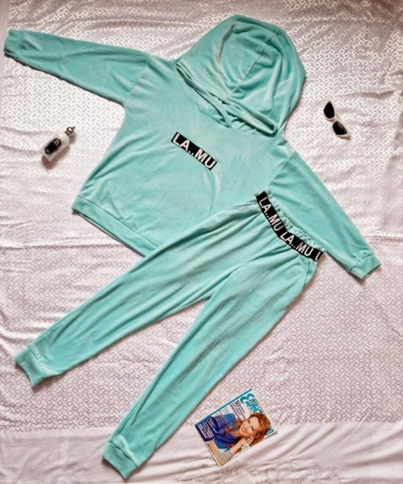 Жіночий велюровий спортивний костюм розмір s