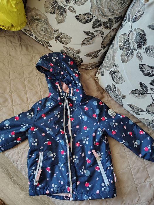 Куртка для дівчинки