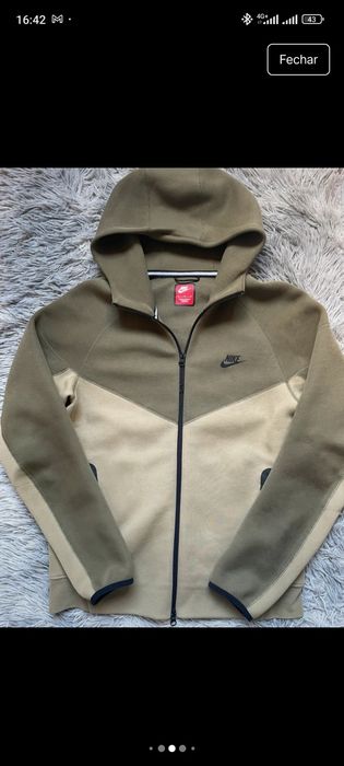Nike Tech verde camuflado