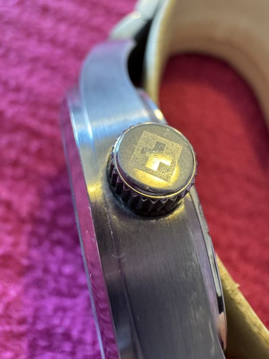 Vendo relógio de Quartz e Safira da Swiss Alpine Military