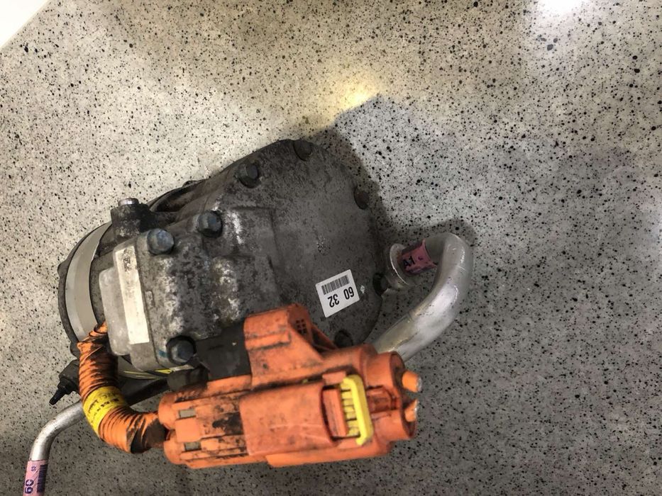 Компрессор кондиционера Hyundai sonata LF hybrid/kia optima hybrid