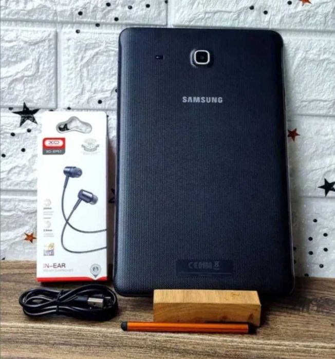 Планшет Samsung 10 дюймів + (Подарунки)