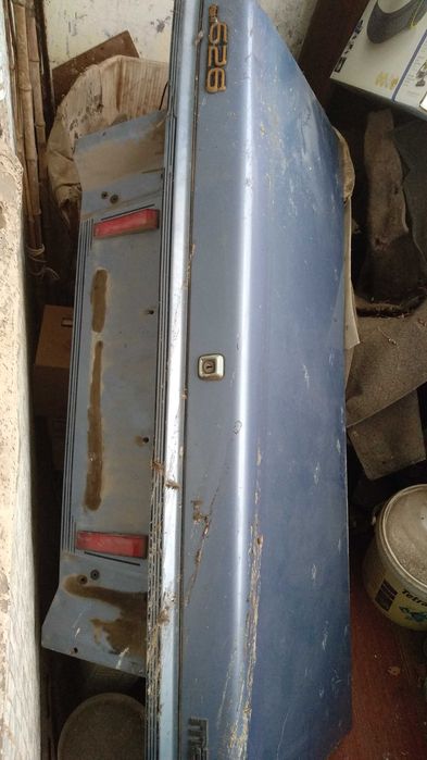мазда 626 84г крышка багажника продам