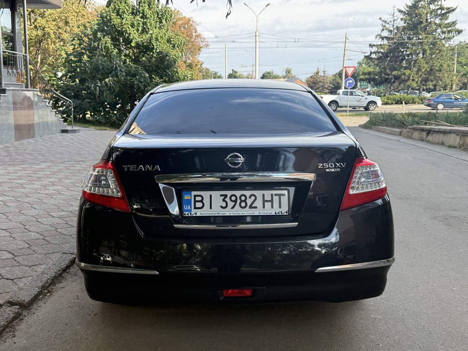 Nissan Teana 2.5  2012