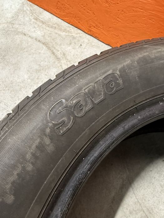 Шини резина R18 235.60 sava пара