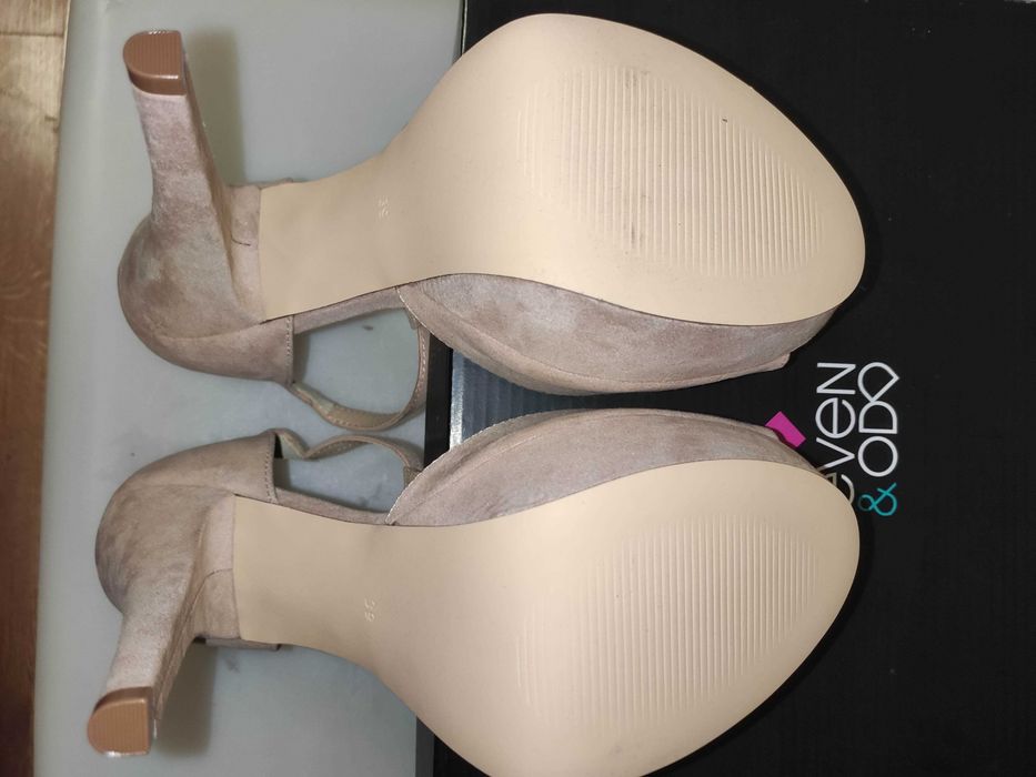 Buty Even&Odd Sandały na obcasie r.39