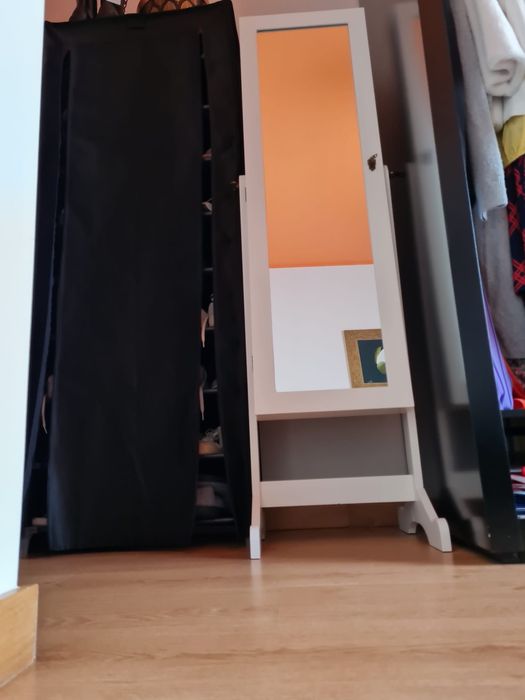 Armário Guarda Jóias