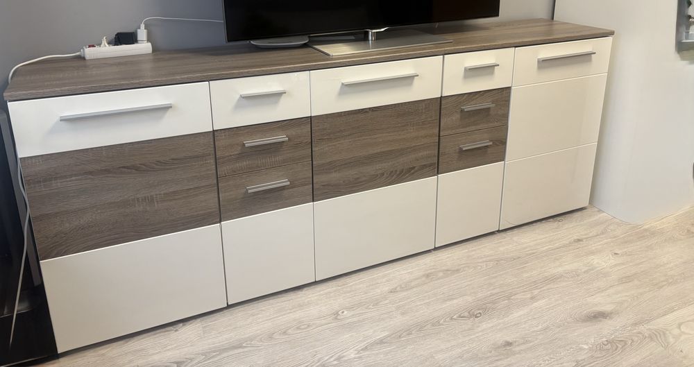 REZERWACJA Dwie komody zestaw w kolorze bieli i drewna