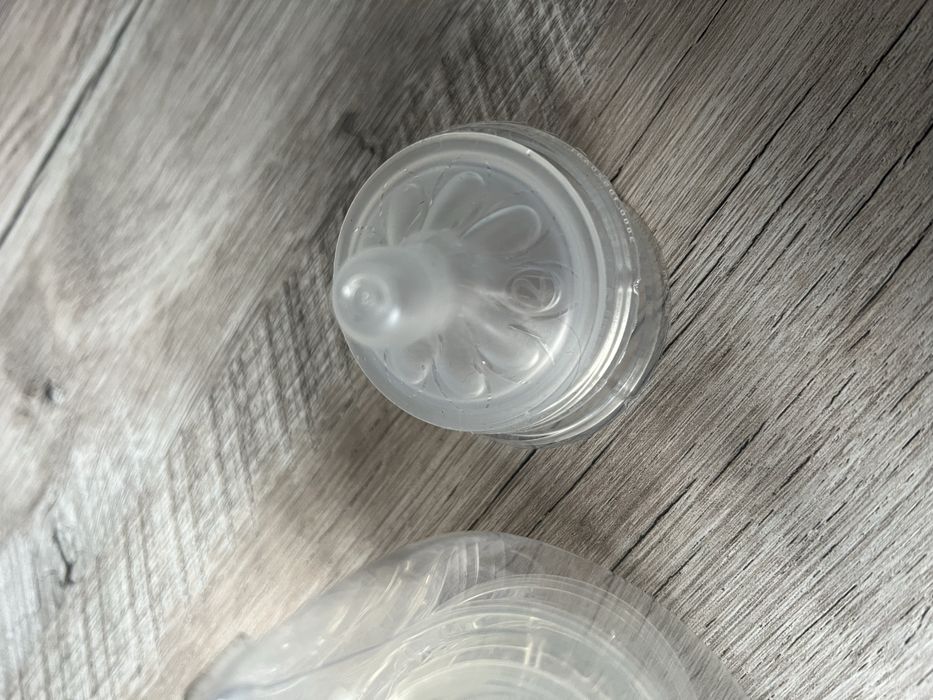 Соски Philips Avent Natural 0m+ та 1 m+
