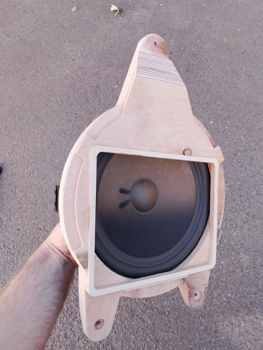 Подиумы под динамики на любой автомобиль. Фанера влагостойкая