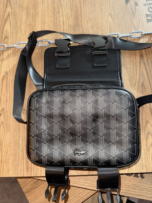 Bolsa lacoste nova