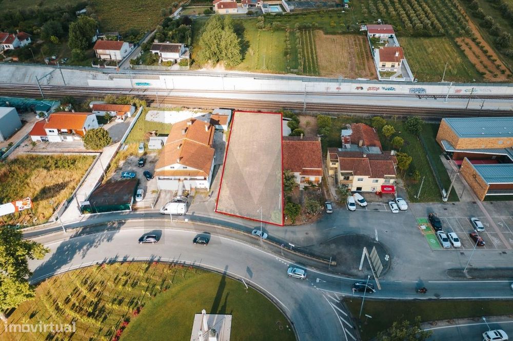 Terreno 920m2 junto ao Nó da A1 – Mealhada