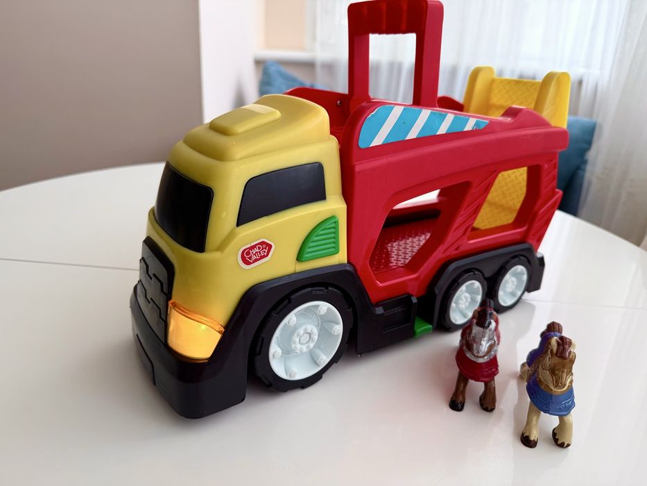 Великий світло/звук транспортер, автовоз брендовий Chad valley