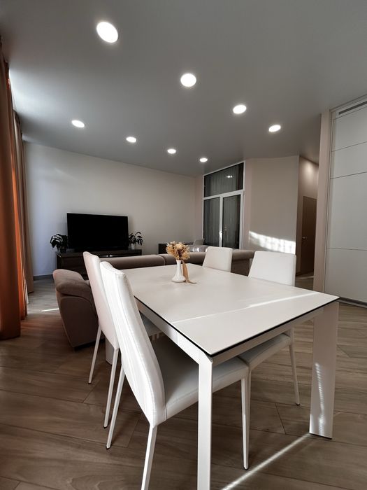 Продаж 2-х кімнатної квартири жк Комфорт Сити з терасою