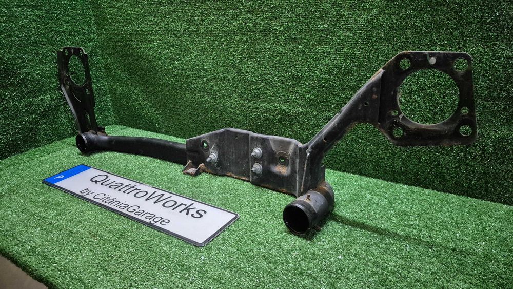 Travessa Inferior Frente Original Audi A4 B6 B7 8E 1.8T 1.9 TDI Tubo intercooler excelente estado