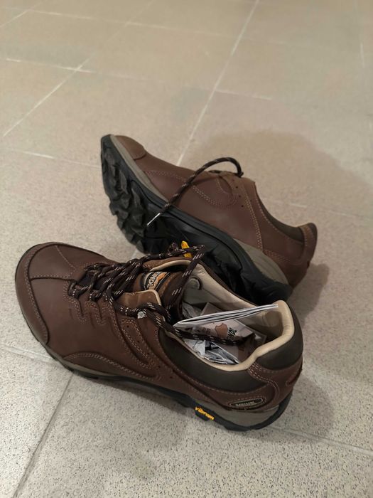 Buty trekingowe Meindl Caracas. Nowe. Męskie. Rozmiar 42