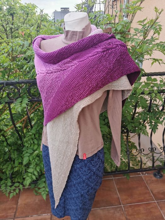 Chusta Strzałka dwustronna z wełny merino