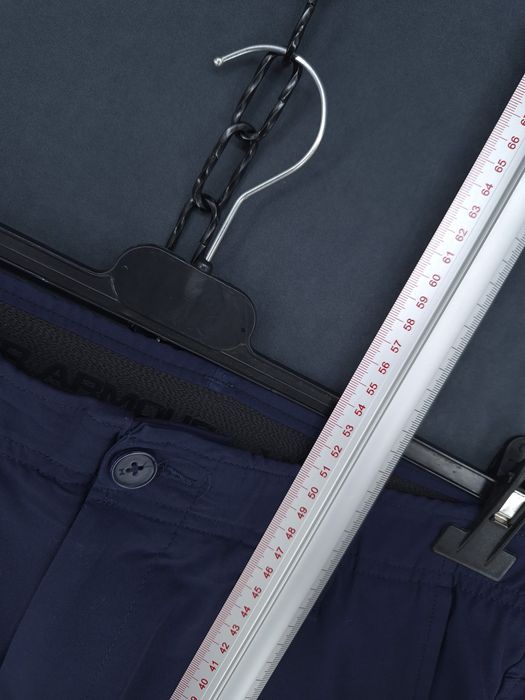 Under Armour spodenki golfowe gładkie chino eleganckie elastyczne 34us