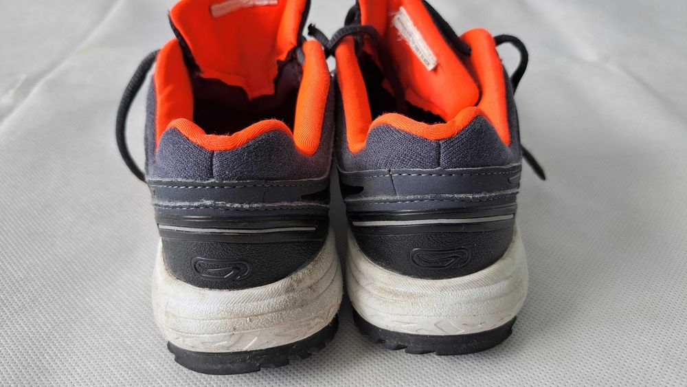 KALENJI - Dziecięce Lekkie Buty Sportowe do Biegania Wygodne 32