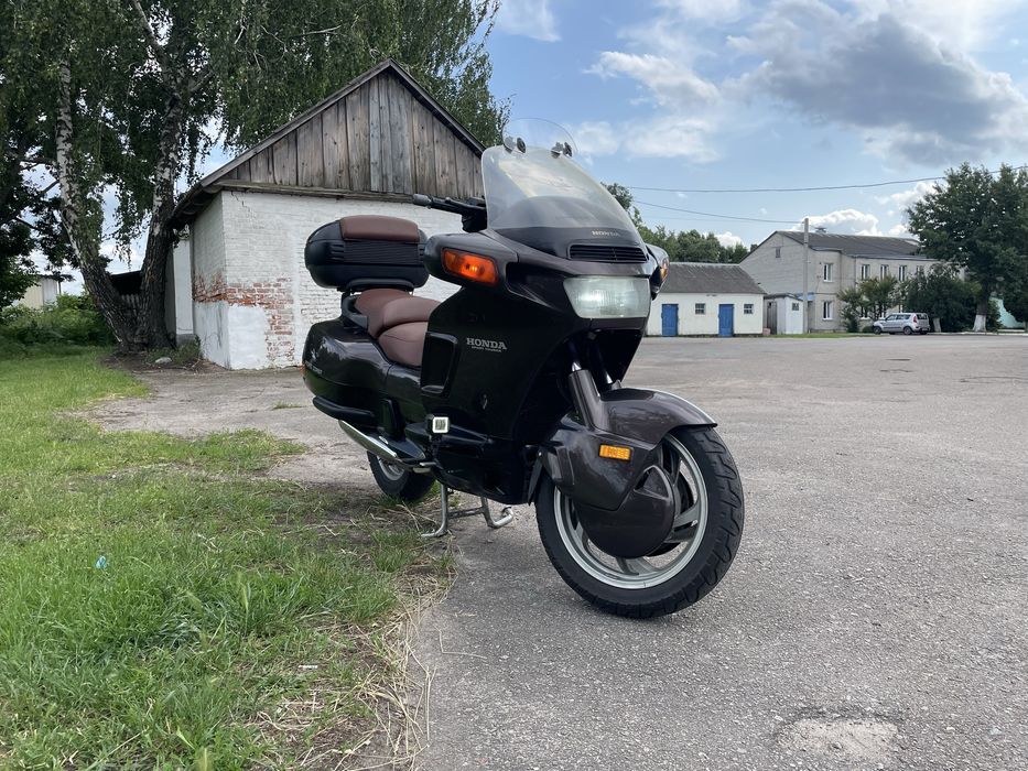 Honda PC800 Pacific Coast