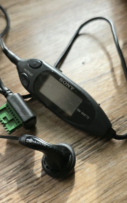 Piloty do Walkmana Sony i Aiwa