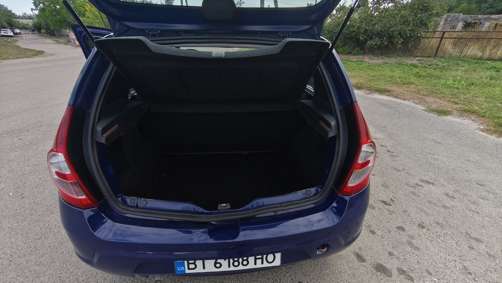 Продам Dacia Sandero